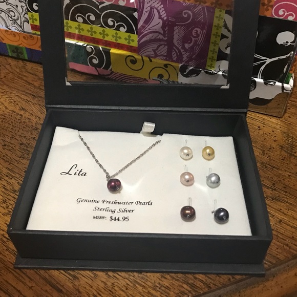 Lita Jewelry - NIB 18” freshwater pearls sterling silver necklace